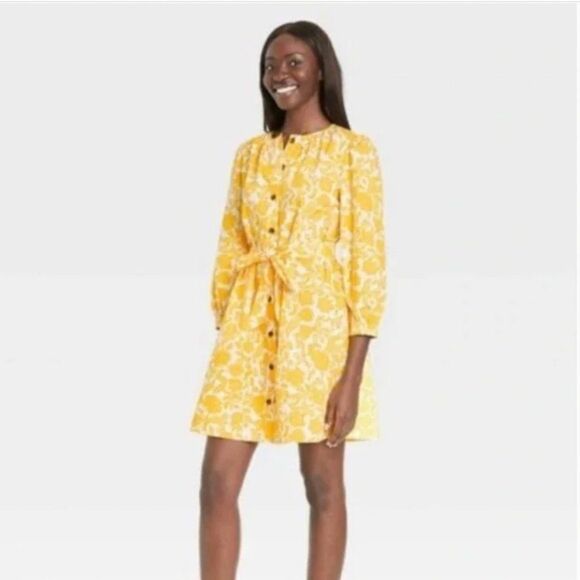 Who What Wear Dresses & Skirts - Who What Wear SZ M Yellow/White Floral Print Button Down Cotton Dress